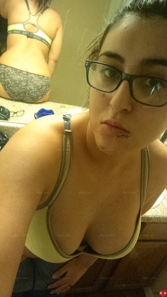 NRI Hot Girl 470 Pics