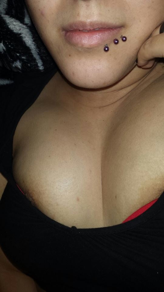 NRI Hot Girl 470 Pics