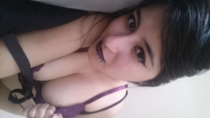 NRI Hot Girl 470 Pics