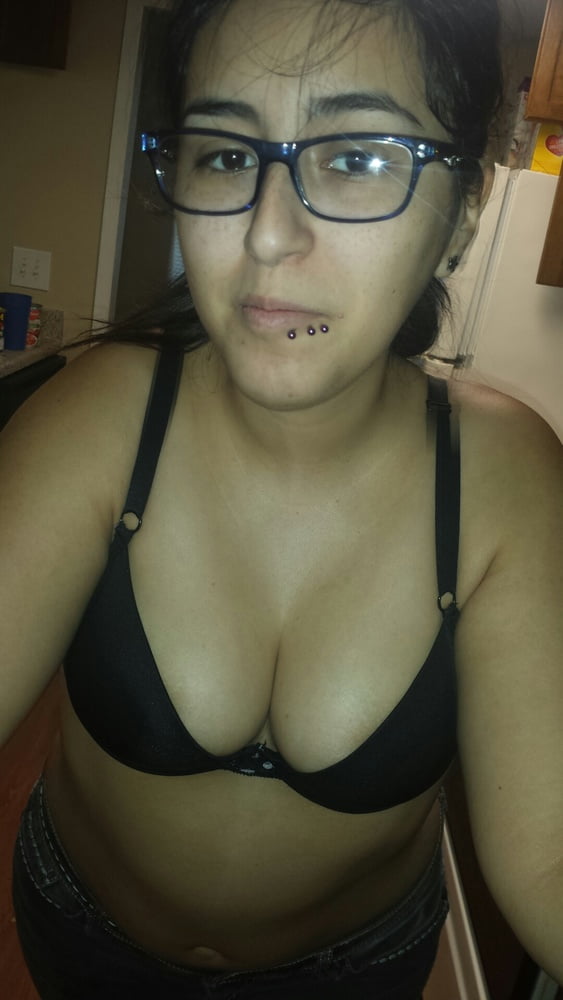 NRI Hot Girl 470 Pics