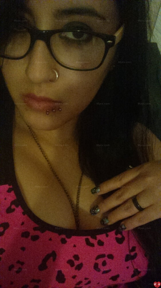 NRI Hot Girl 470 Pics