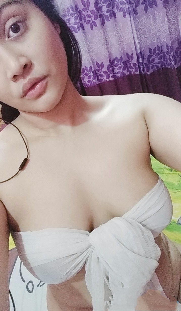 Bengali Chubby College Babe Nude