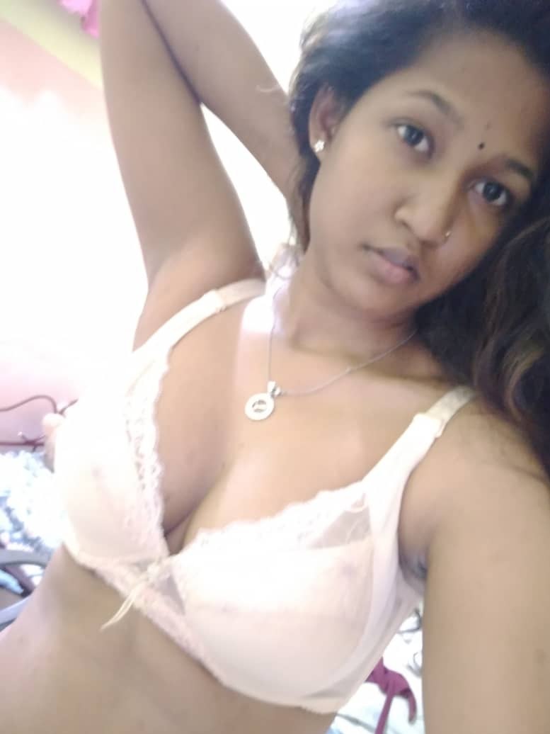 South Indian Babe Nude Pics