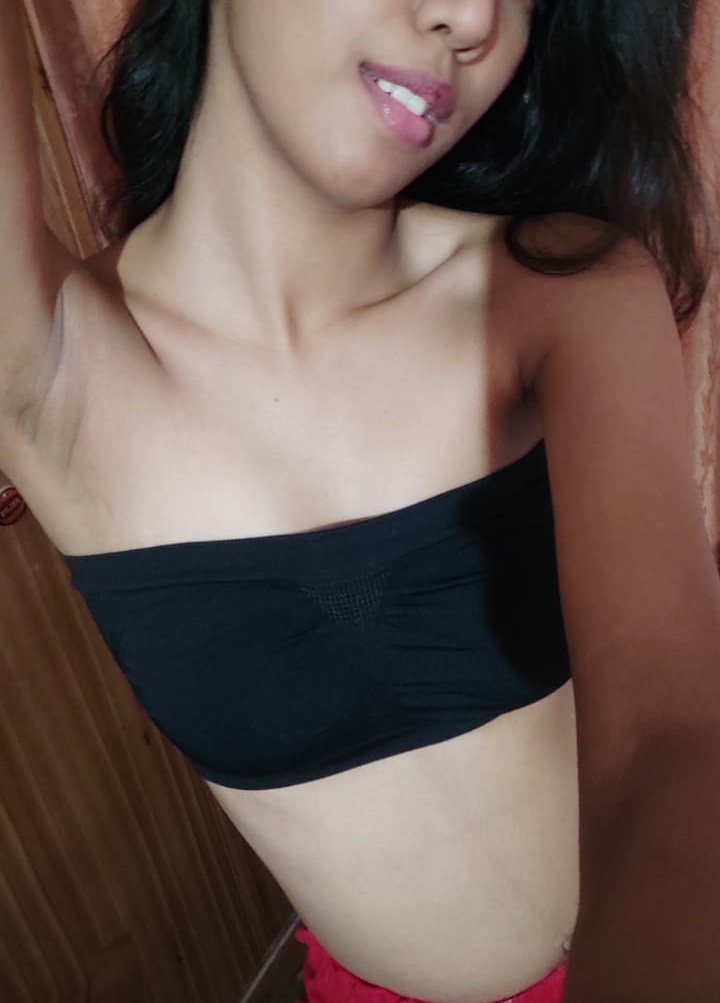 Slim Desi Slut AKA Deepthroat Queen
