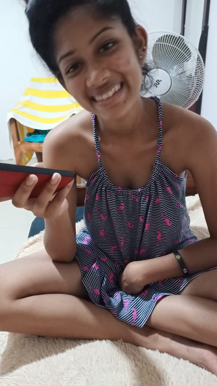 Sri Lankan Slim Babe Nude