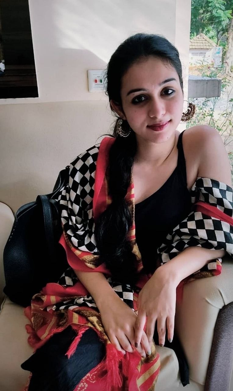 Beautiful Indian Girl Pic