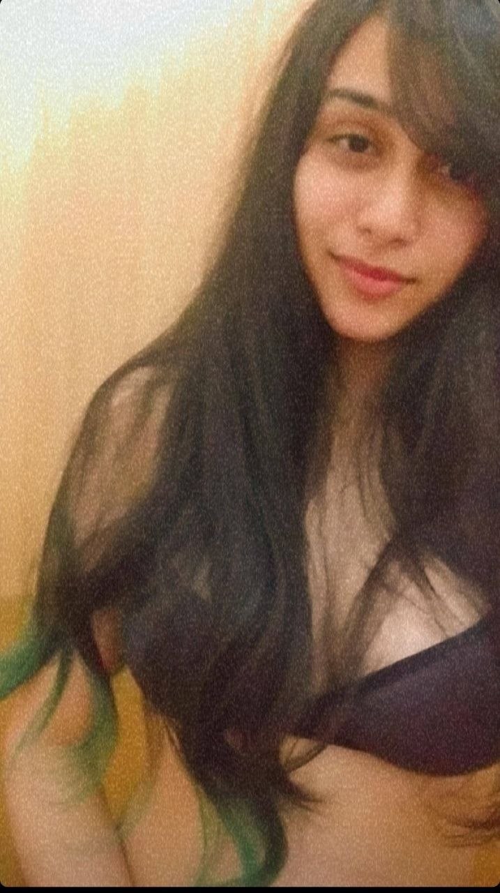 Beautiful Indian Girl Pic