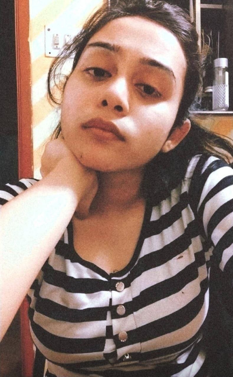 Beautiful Indian Girl Pic