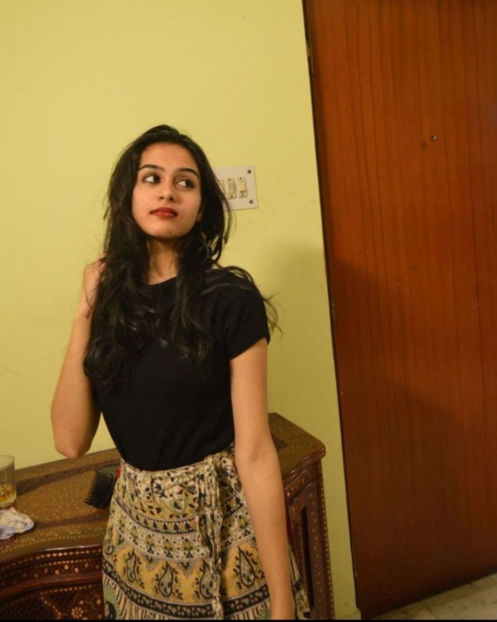 Beautiful Indian Girl Pic