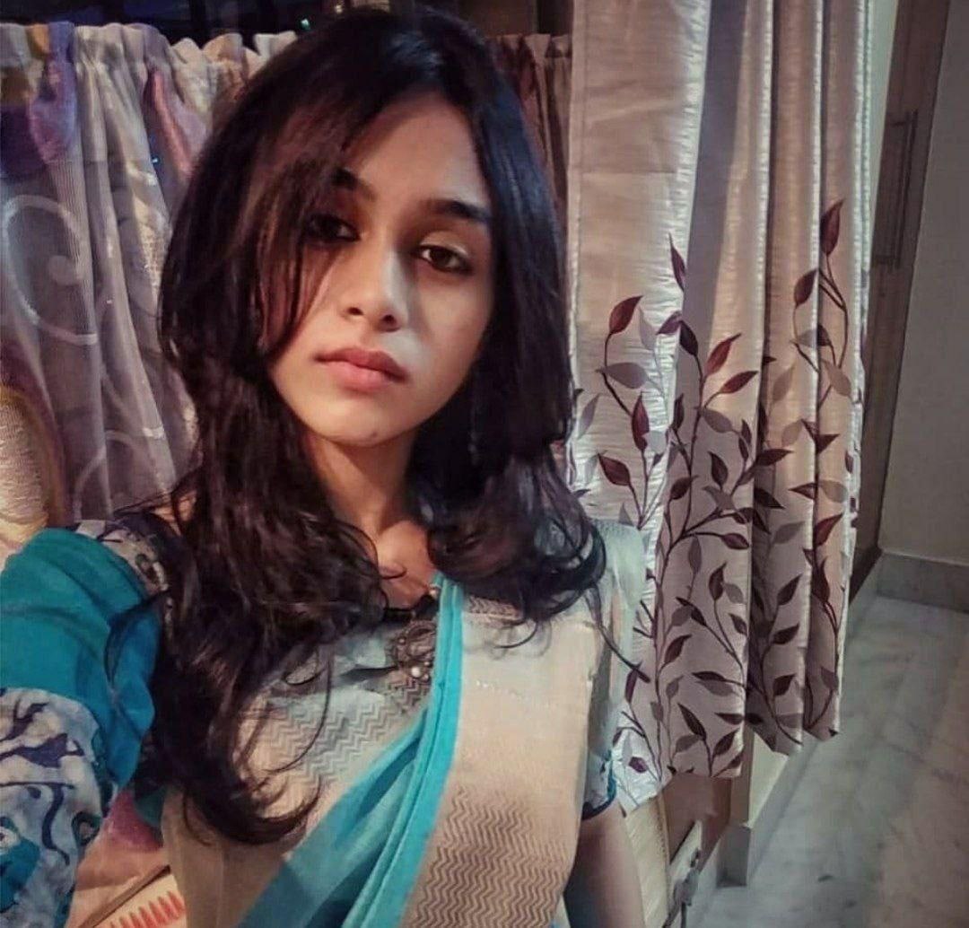 Beautiful Indian Girl Pic