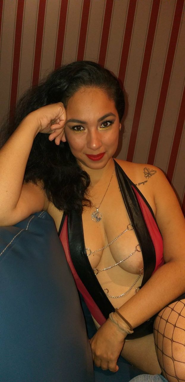 Mature Latina Brazil Mom Milf - arsivizm gallery