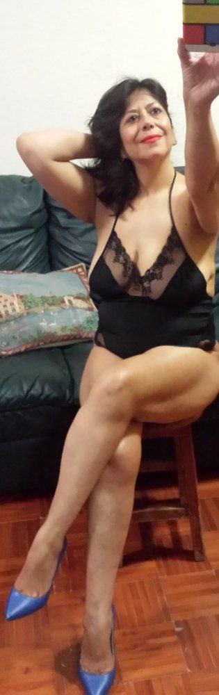 Mature Latina Brazil Mom Milf - arsivizm gallery