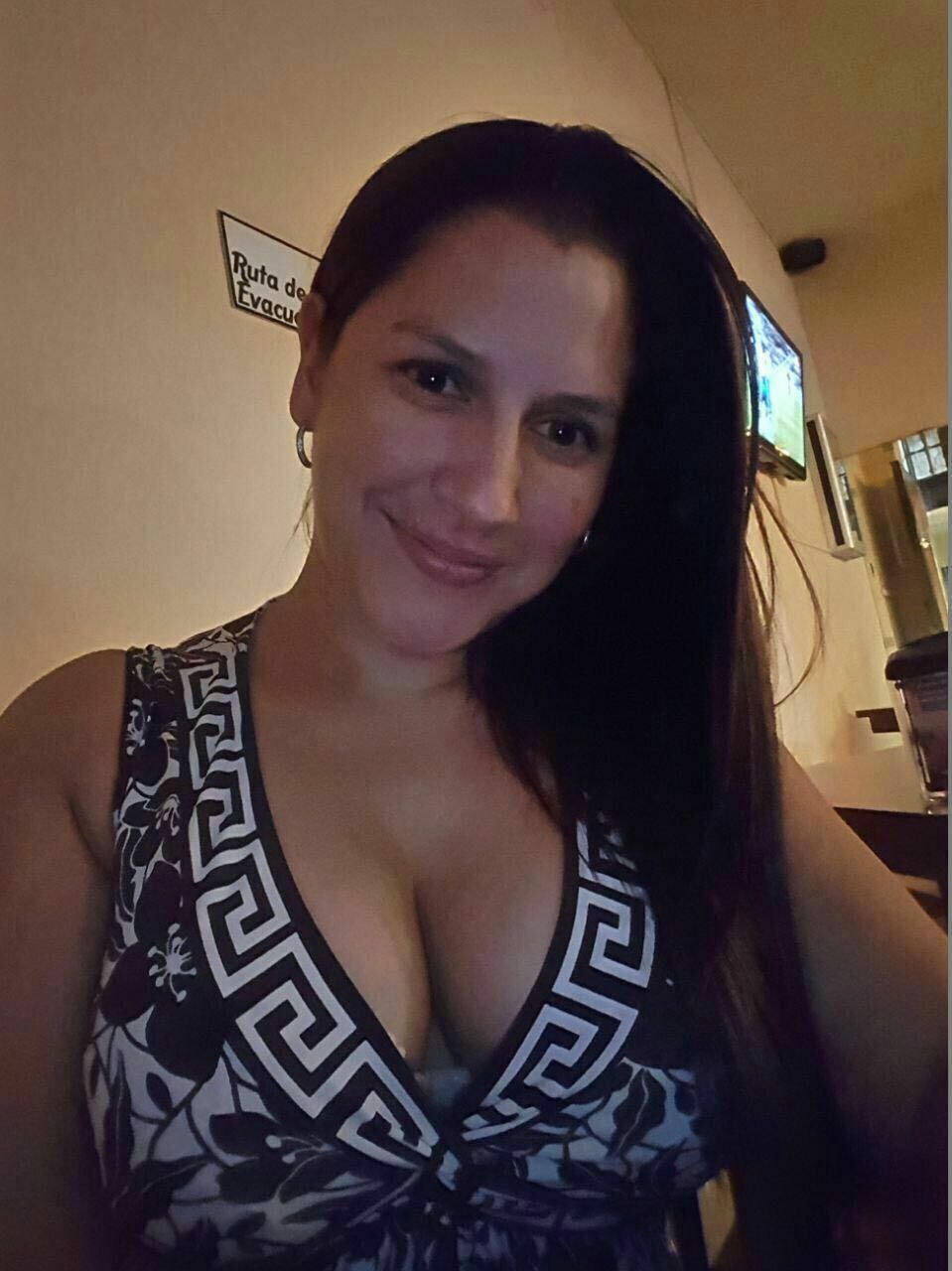 Mature Latina Brazil Mom Milf - arsivizm gallery