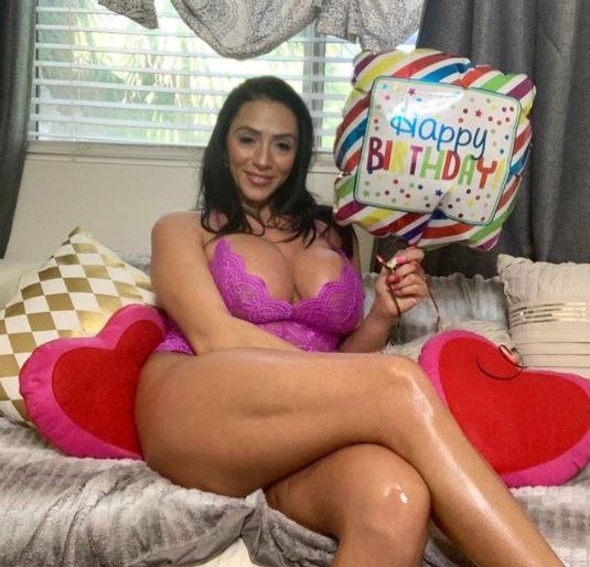 Mature Latina Brazil Mom Milf - arsivizm gallery