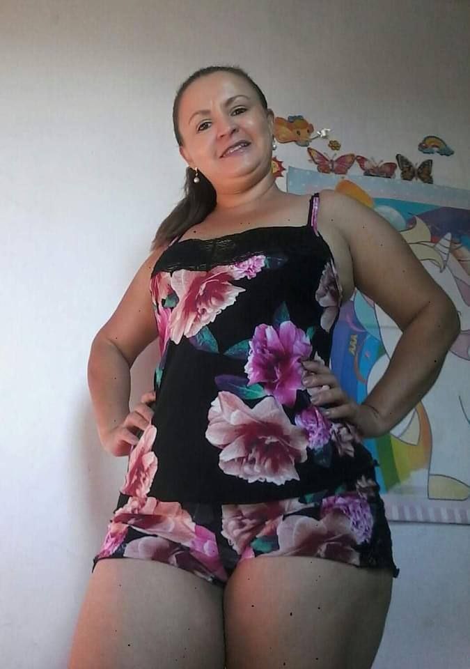 Mature Latina Brazil Mom Milf - arsivizm gallery