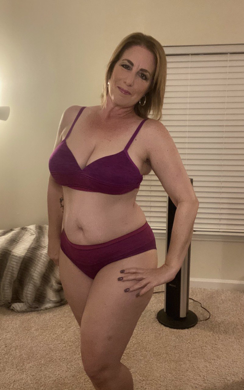 Mature Latina Brazil Mom Milf - arsivizm gallery