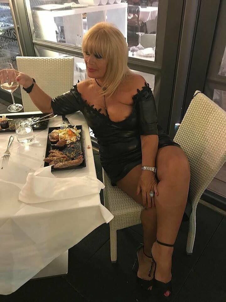 Mature Latina Brazil Mom Milf - arsivizm gallery