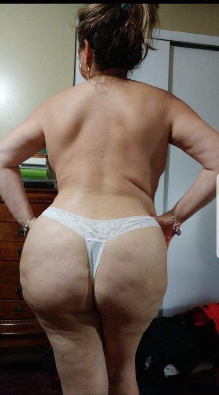 Mature Latina Brazil Mom Milf - arsivizm gallery