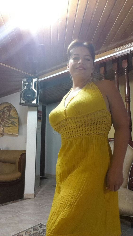 Mature Latina Brazil Mom Milf - arsivizm gallery