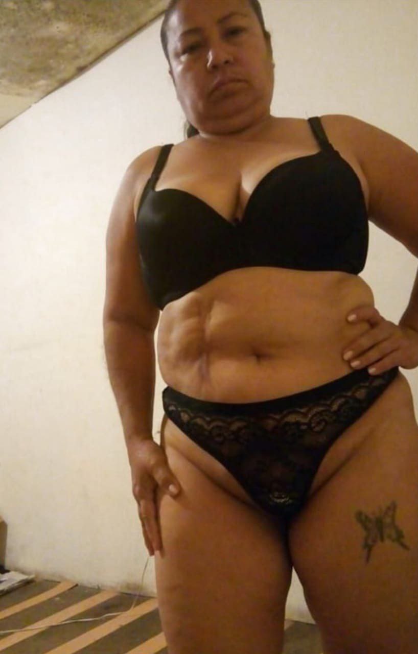 Mature Latina Brazil Mom Milf - arsivizm gallery