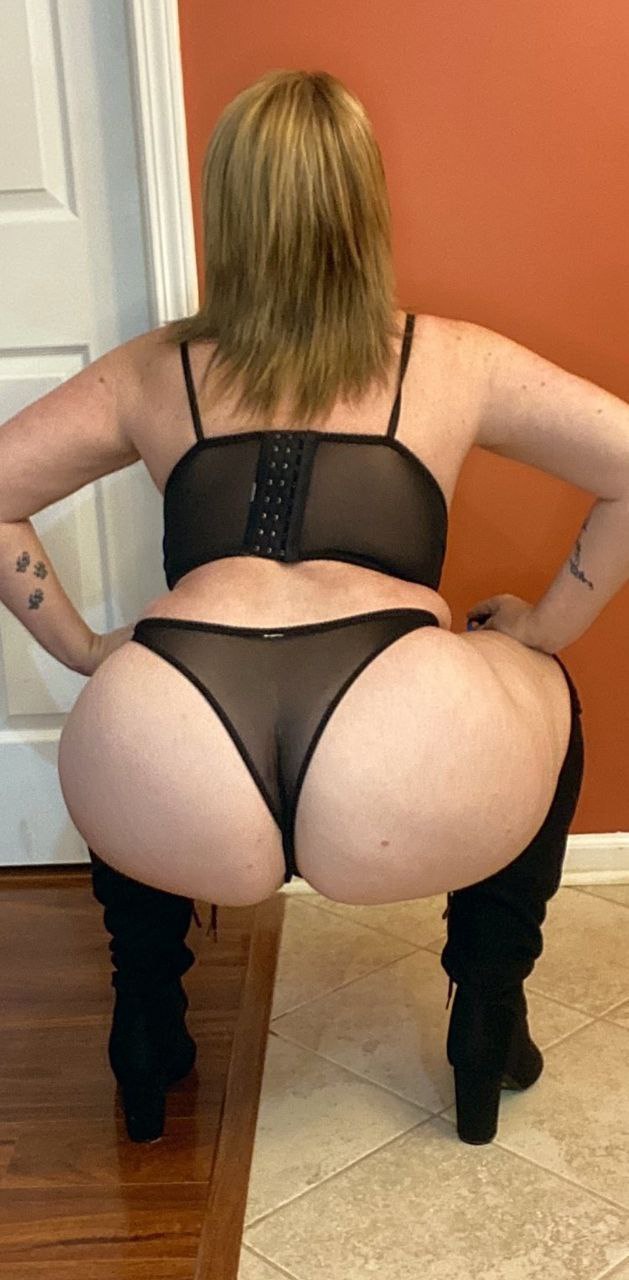 Mature Latina Brazil Mom Milf - arsivizm gallery