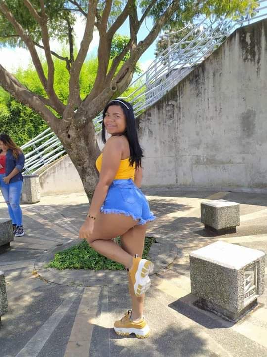 Mature Latina Brazil Mom Milf - arsivizm gallery