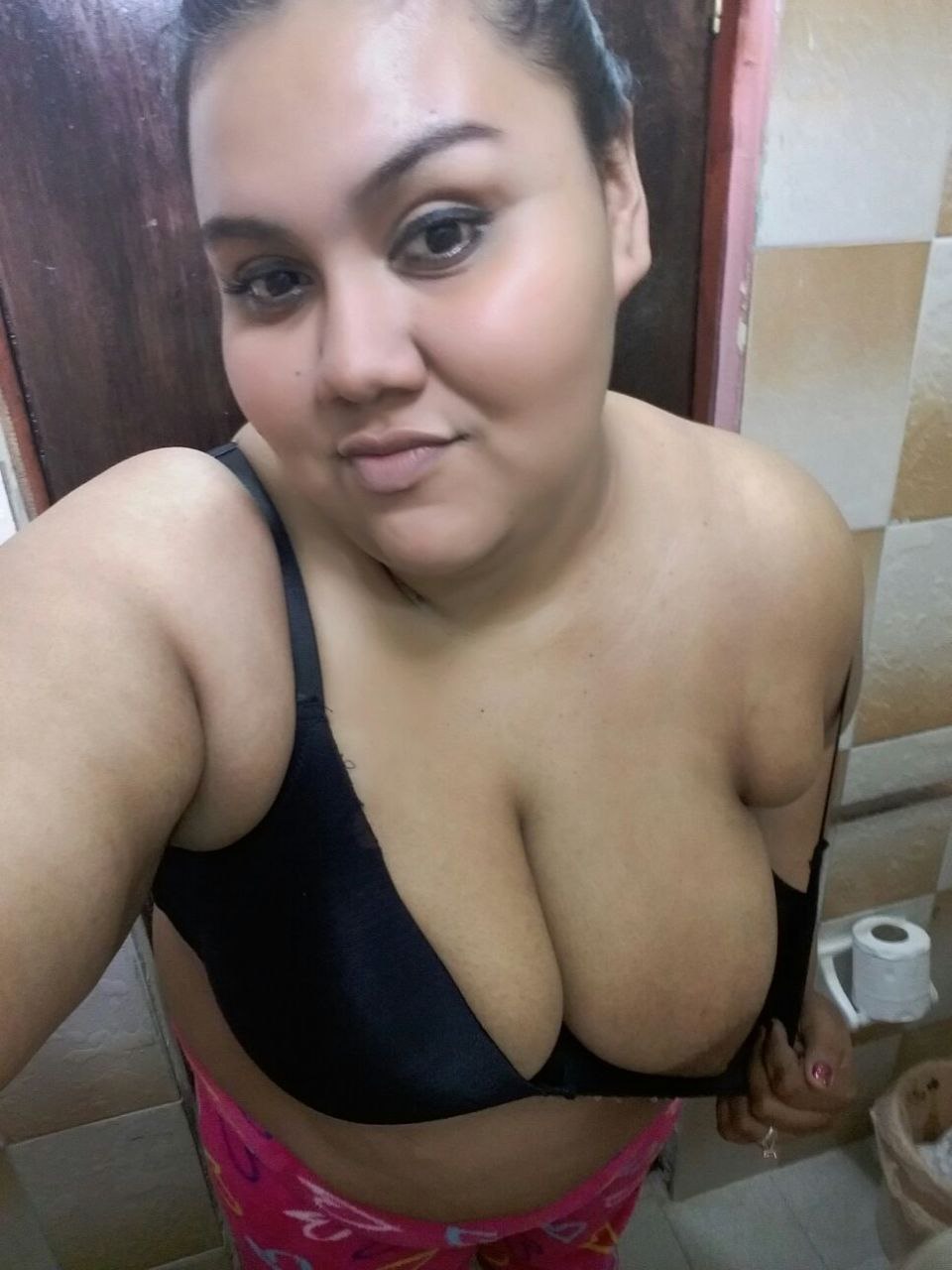 Mature Latina Brazil Mom Milf - arsivizm gallery