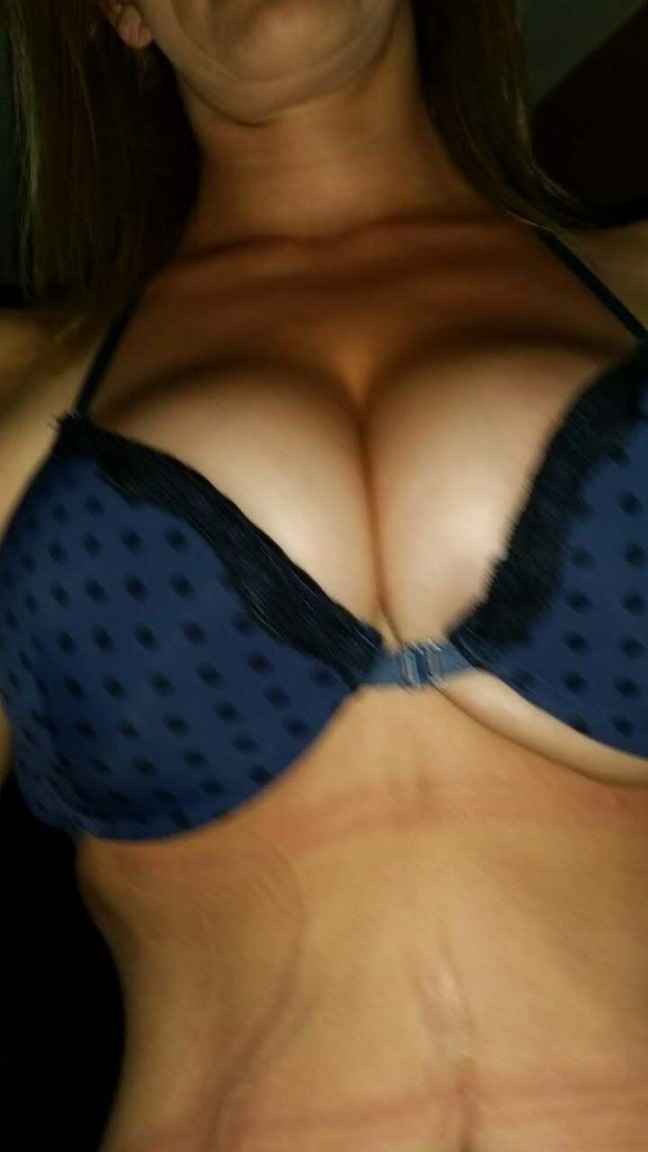 Mature Latina Brazil Mom Milf - arsivizm gallery