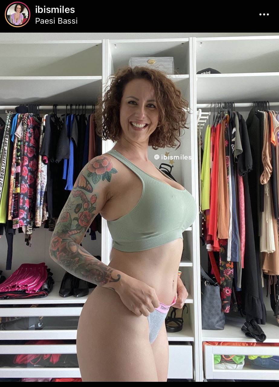 Mature Latina Brazil Mom Milf - arsivizm gallery