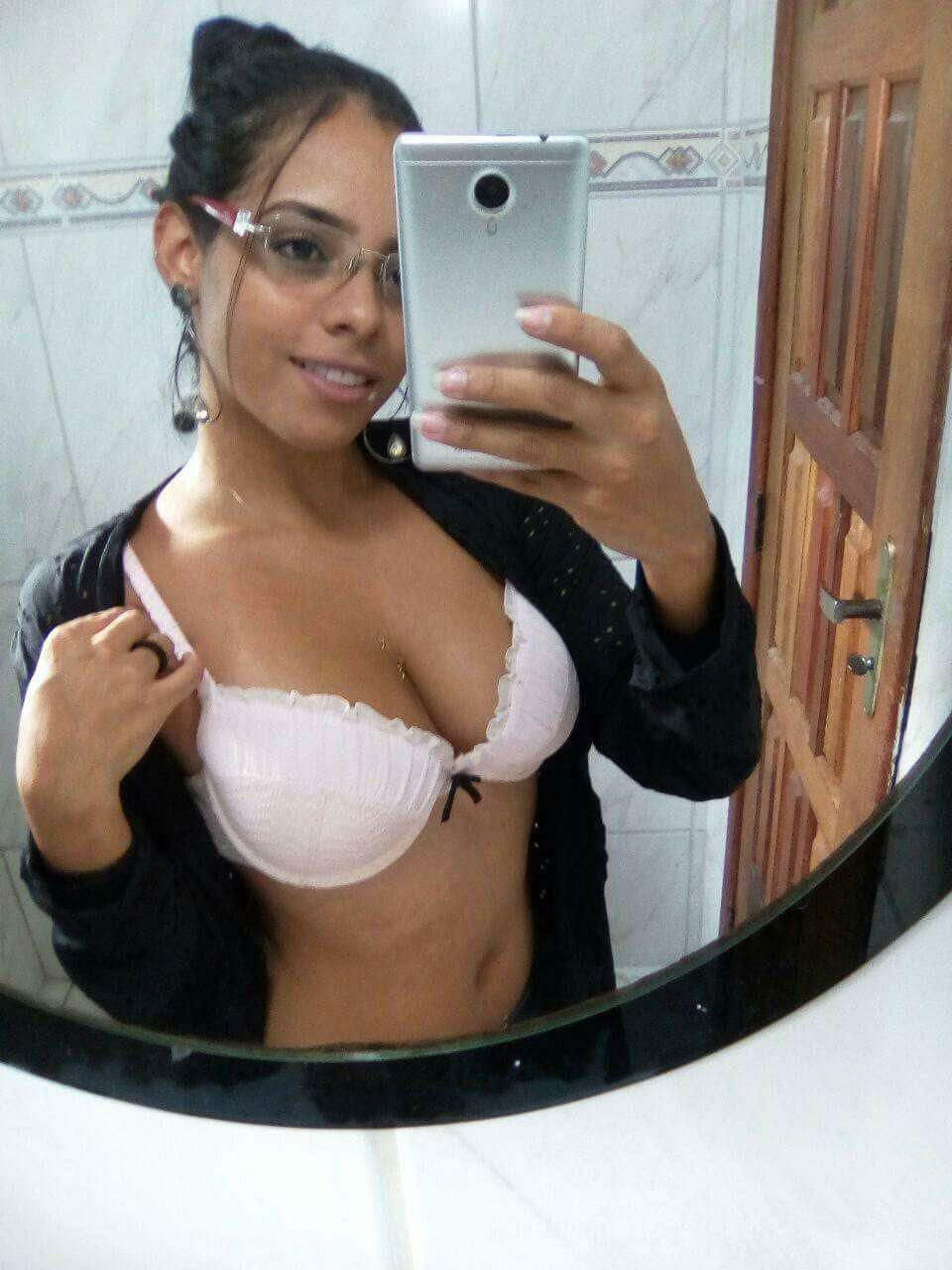 Mature Latina Brazil Mom Milf - arsivizm gallery