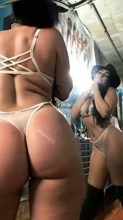 Mature Latina Brazil Mom Milf - arsivizm gallery