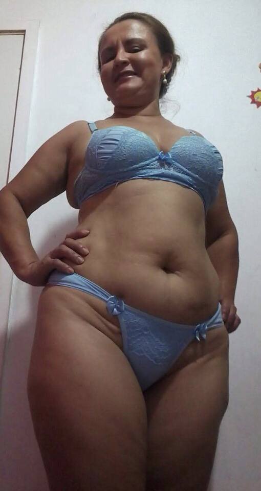 Mature Latina Brazil Mom Milf - arsivizm gallery