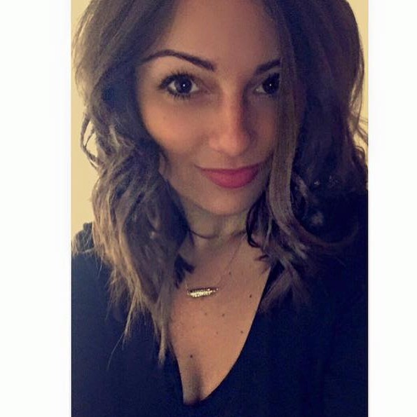 Selfie Tanline Beauty In Mirror