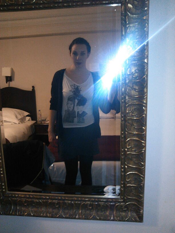 Selfies For Glasses Girl