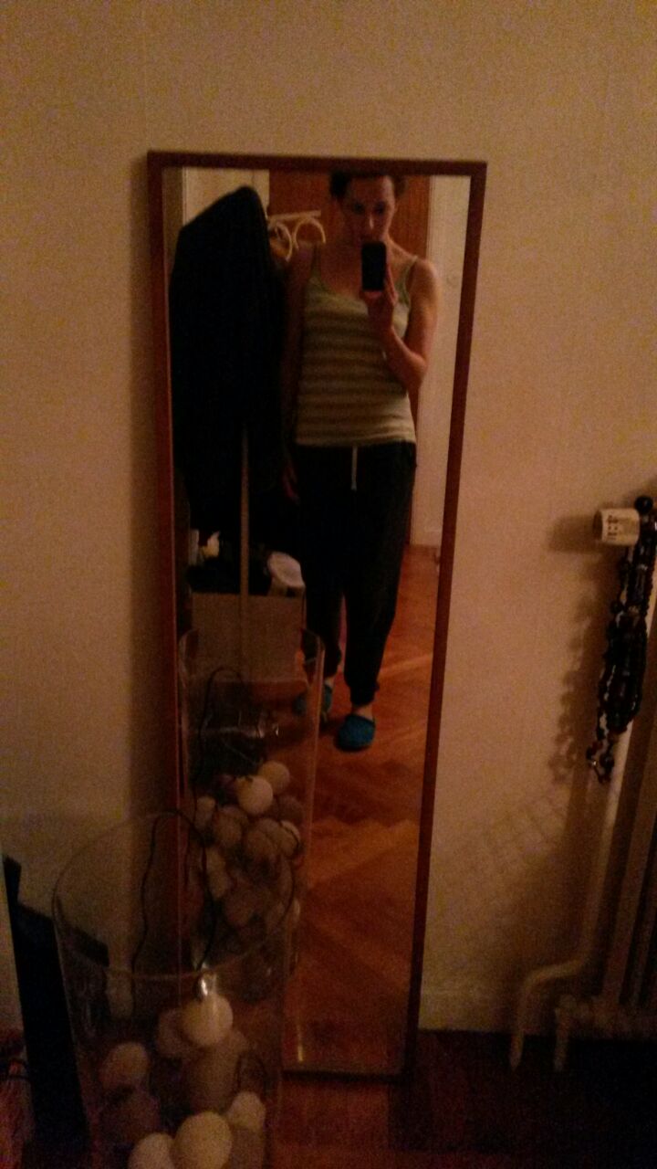 Selfies For Glasses Girl