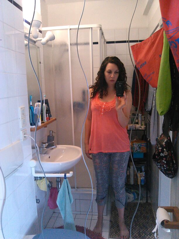 Selfies For Glasses Girl