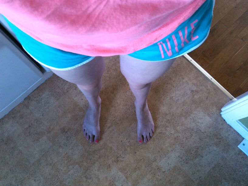 Selfies For Glasses Girl