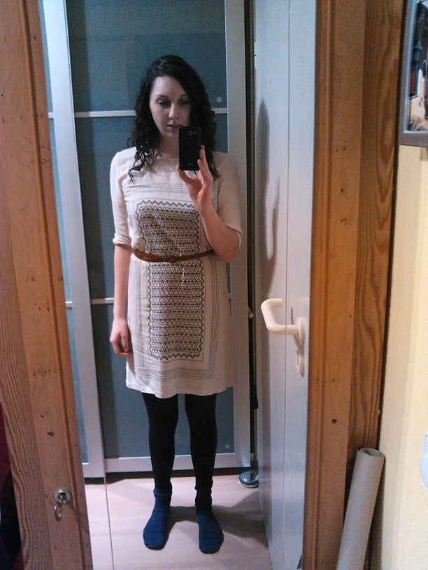 Selfies For Glasses Girl