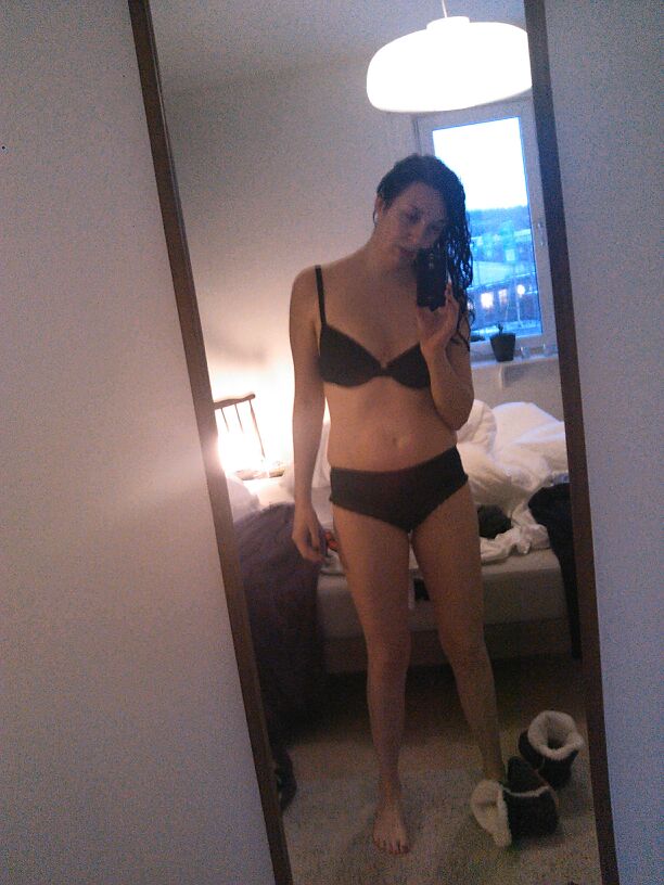 Selfies For Glasses Girl