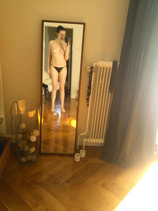 Selfies For Glasses Girl