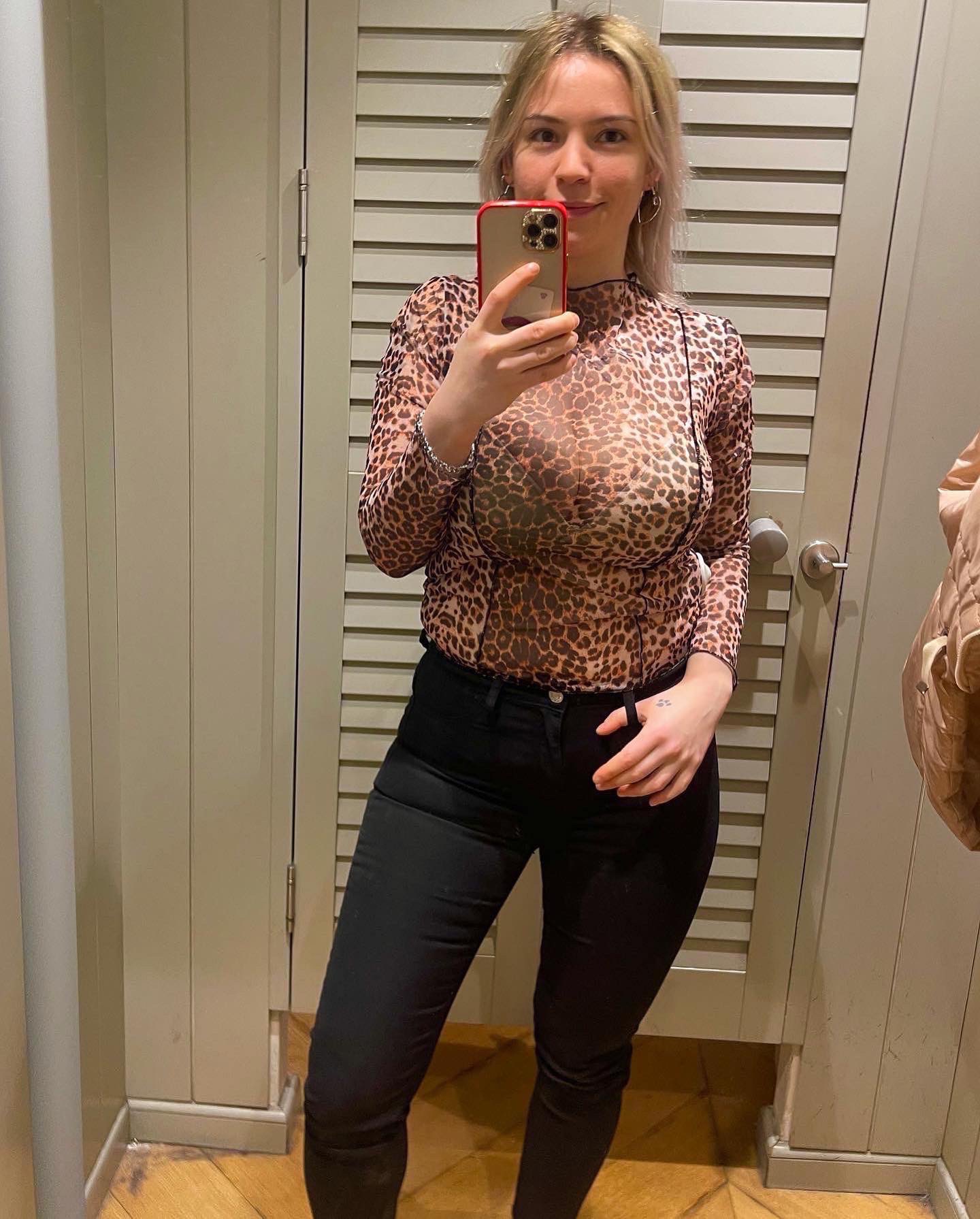 TURKISH BITCH ARZU YILMAZ TIKTOKER - arsivizm gallery