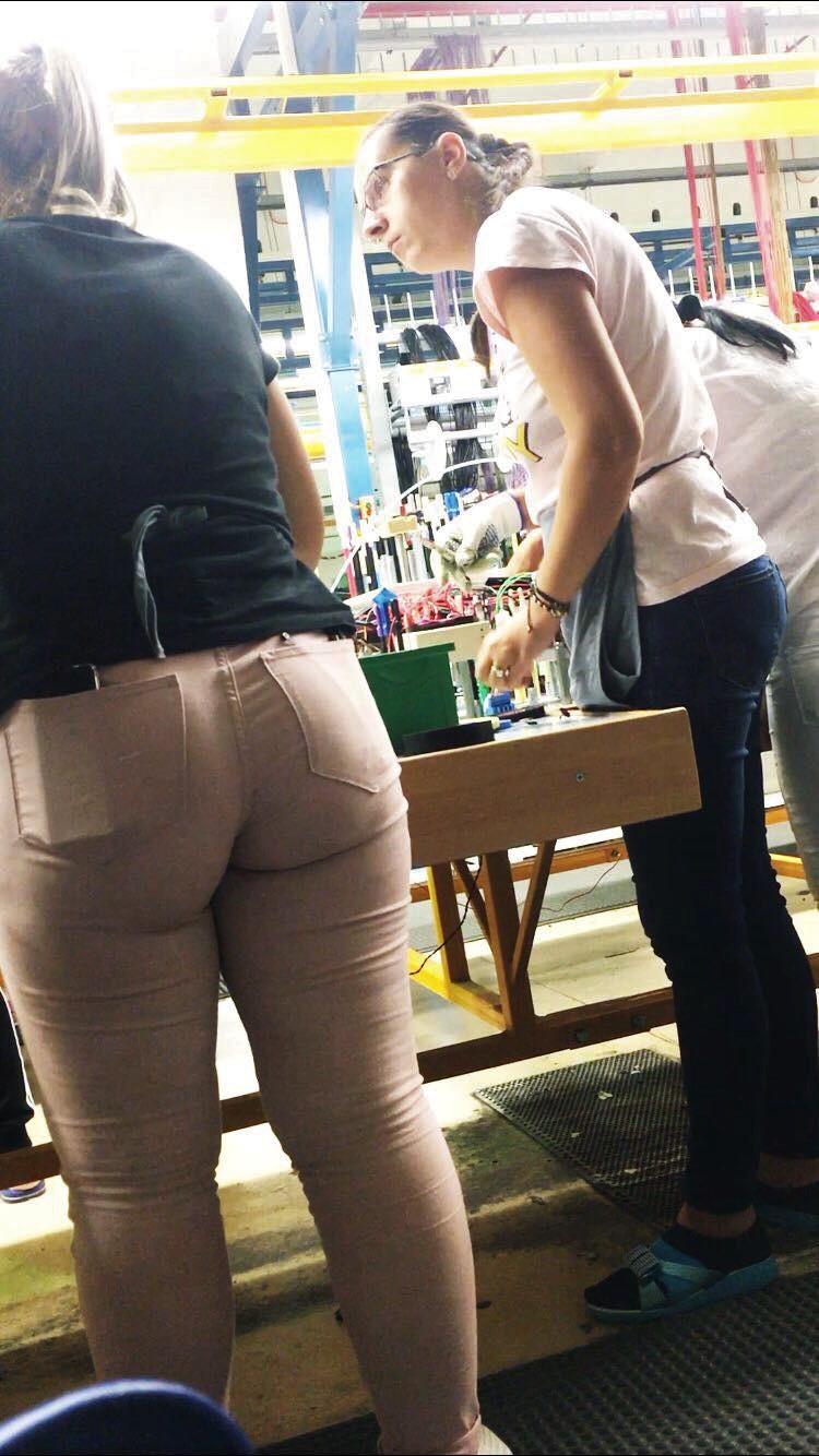 different pants for this amazing mother ass,only anal to her