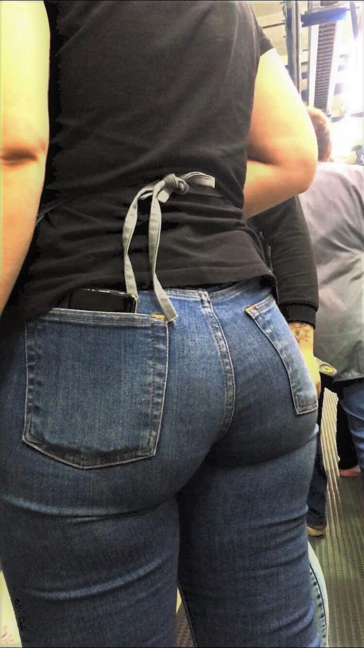 different pants for this amazing mother ass,only anal to her