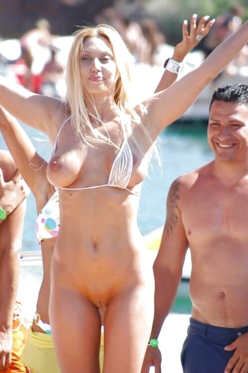 BEST Nudist Womens at the Beach