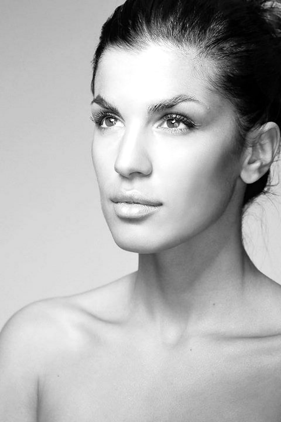 67_Used iranian girl 1