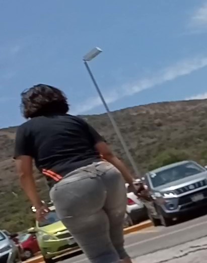 Alondra maestra culona 1