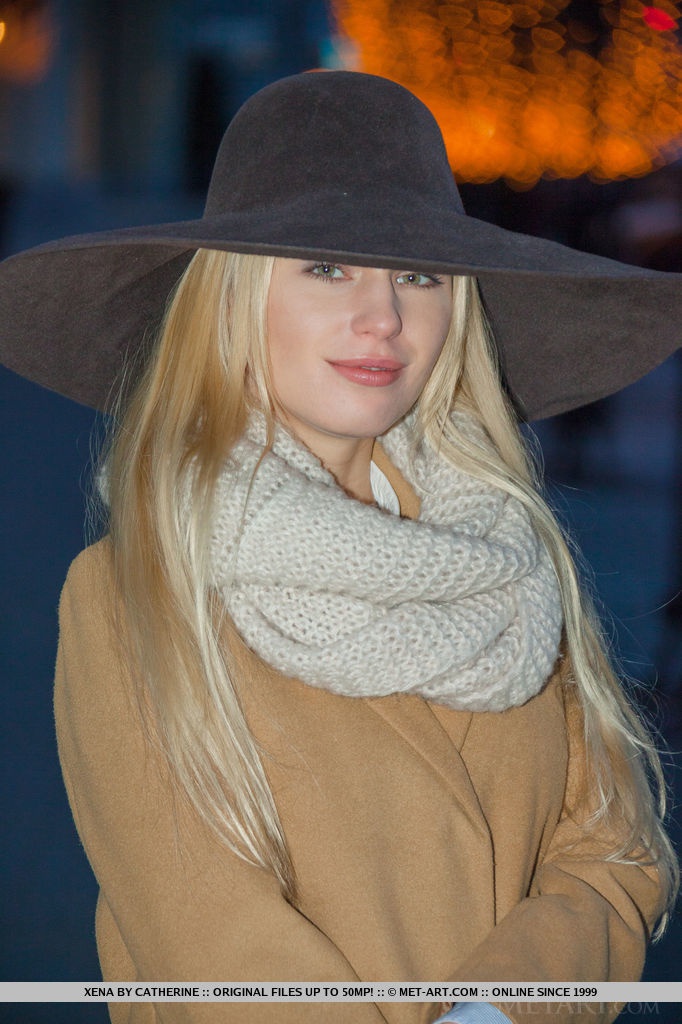 Xena A opens her vagina 6