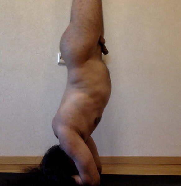 Nude indian male yoga selfie