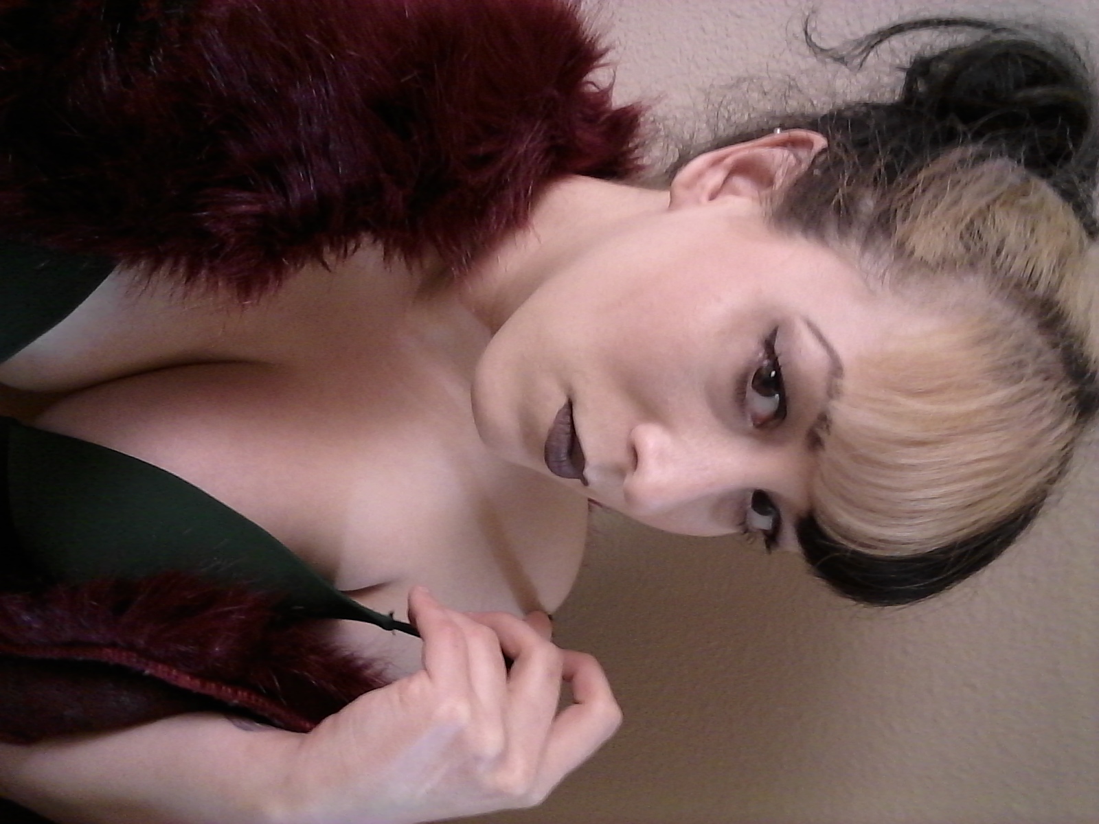 Kimberly Caldwell local glendora girl intimate