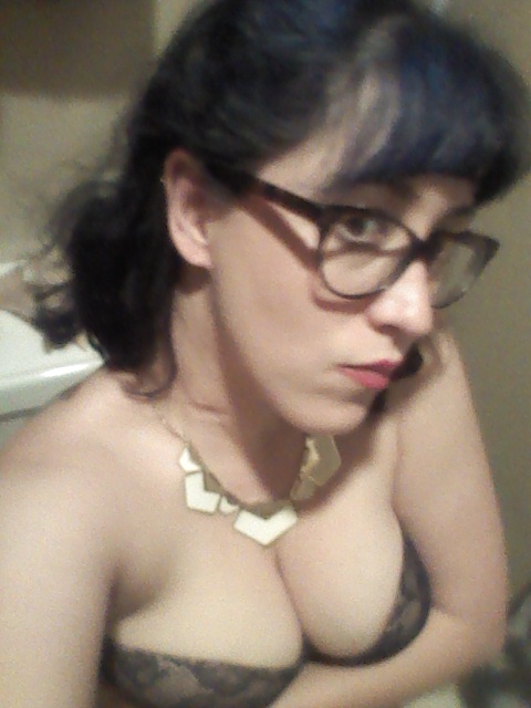 Kimberly Caldwell local glendora girl intimate